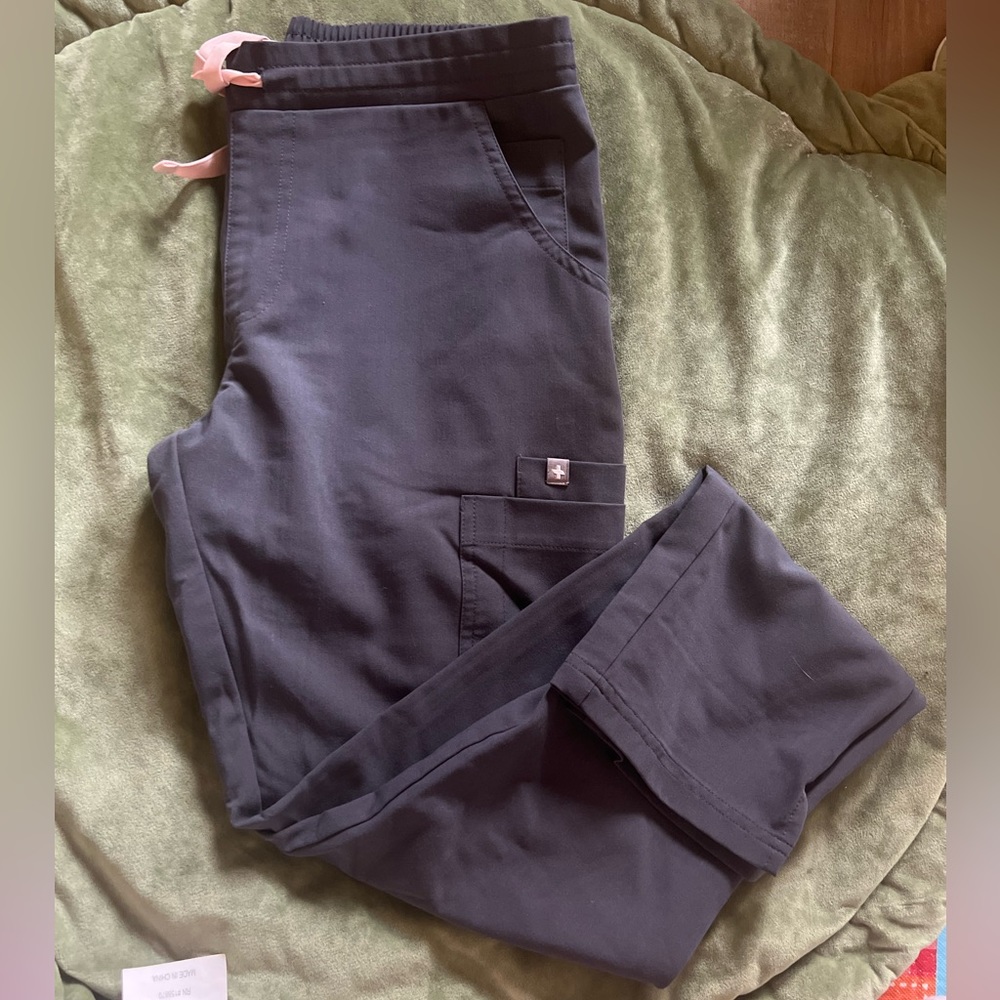 XS charcoal grey Yola